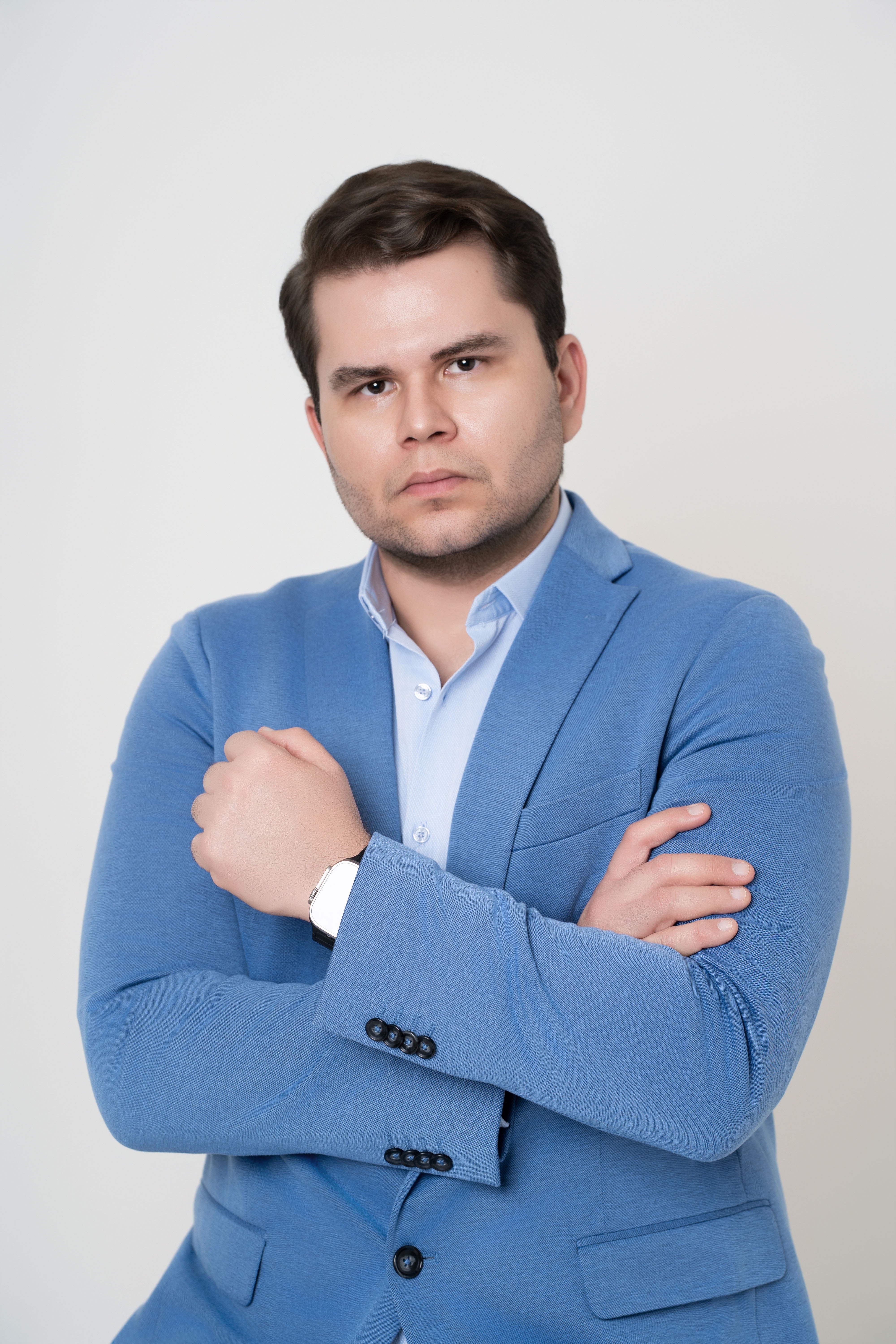 Dr. Fernando Fernandes